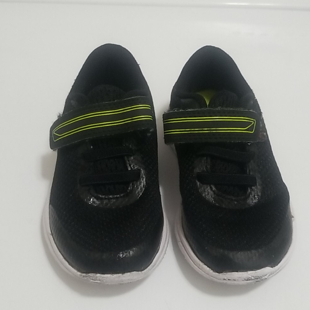Cat and jack boys shoe